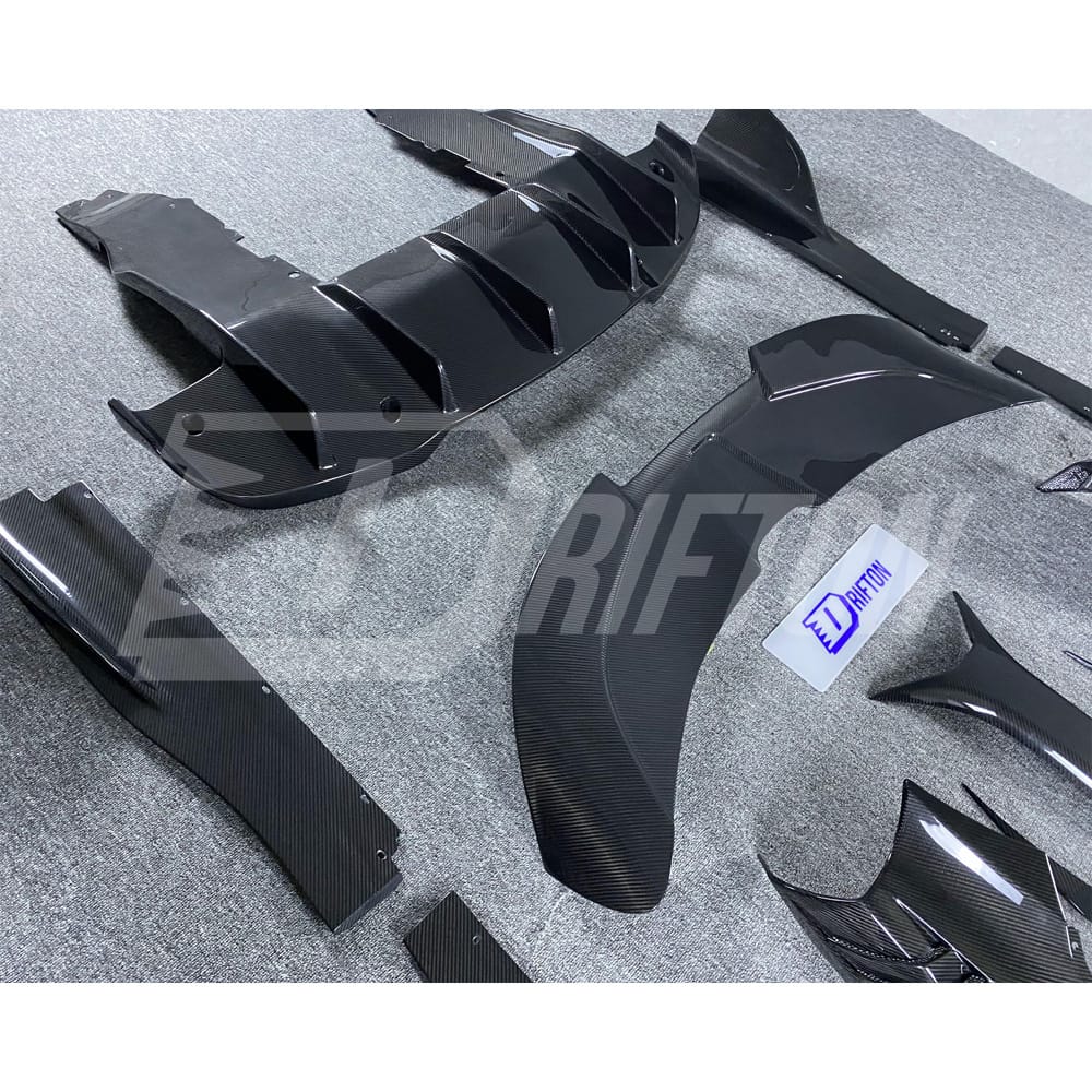RYFT Style Dry Carbon Fiber Aero Kit For Mclaren 720S 2015-2017
