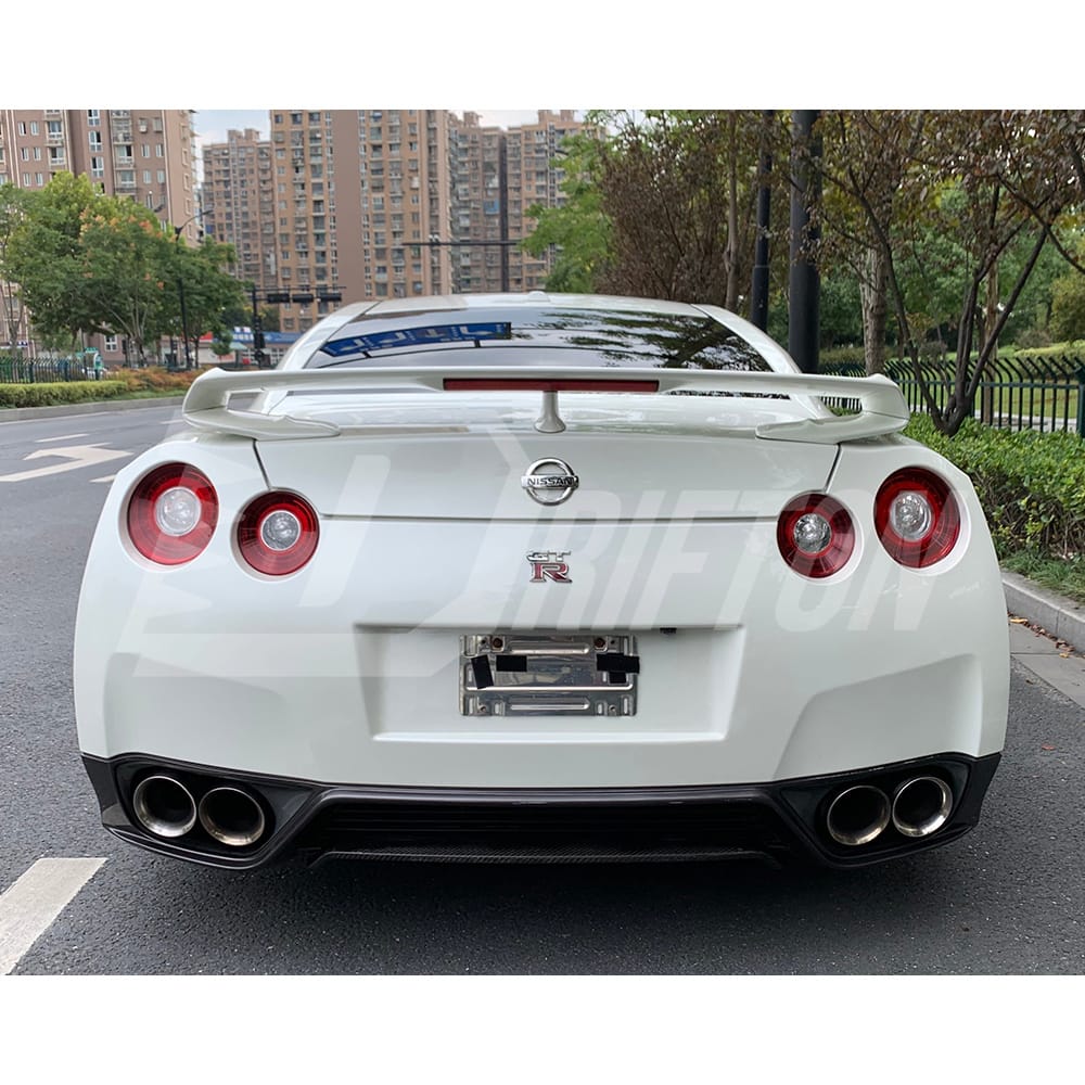 Rear Bumper Tail Light For Nissan R35 GTR 2008-2019