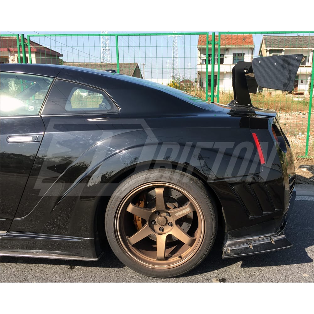 Varis KAMIKAZE R Super Sonic Style Half Carbon Fiber Wide Body Kit For Nissan R35 GTR 2008-2016