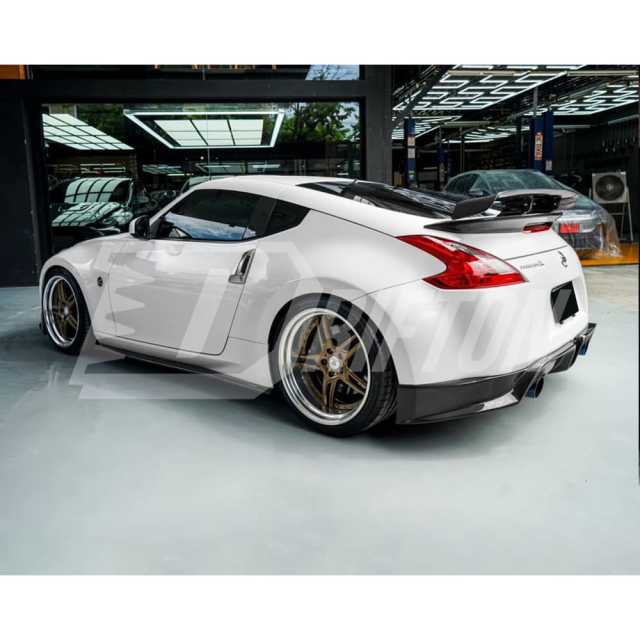 Varis Style Carbon Fiber Rear Diffuser For NIissan 370Z Z34 2008-2019