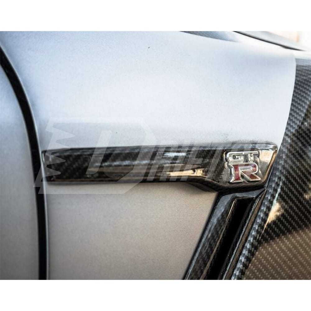 Dry Carbon Fiber Fender Emblem Cover For Nissan R35 GTR 2008-2019