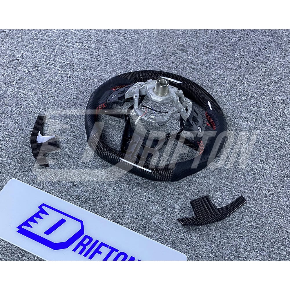 Customize Style Carbon Fiber Shift Light Steering Wheel With Center Trim And Shift Paddle (Perforated) For Nissan R35 GTR 2017-2019