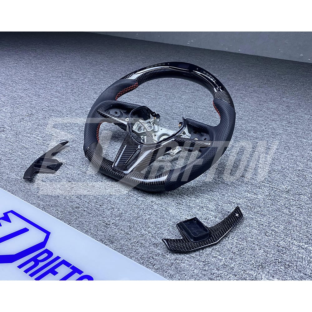 Customize Style Carbon Fiber Shift Light Steering Wheel With Center Trim And Shift Paddle (Perforated) For Nissan R35 GTR 2017-2019