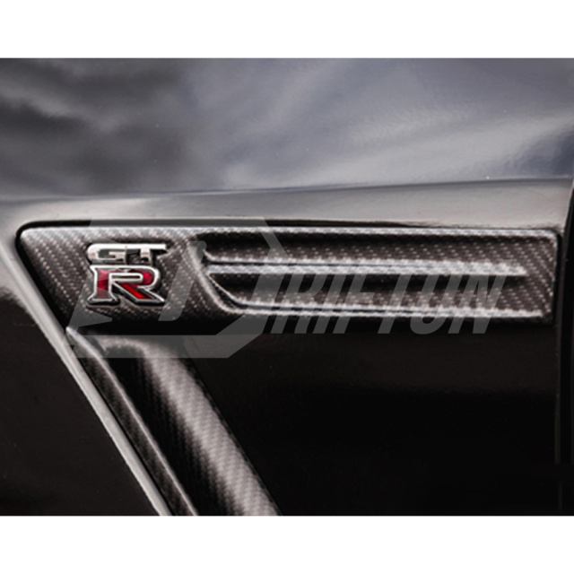 Carbon Fiber Fender Emblem Replacemnet For Nissan R35 GTR 2008-2016
