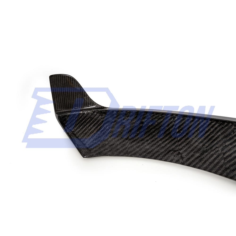 CMST Style Dry Carbon Fiber Rear Diffuser For Aston Martin DB11 2017-2022