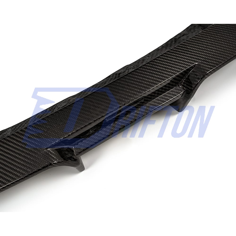CMST Style Dry Carbon Fiber Rear Diffuser For Aston Martin DB11 2017-2022