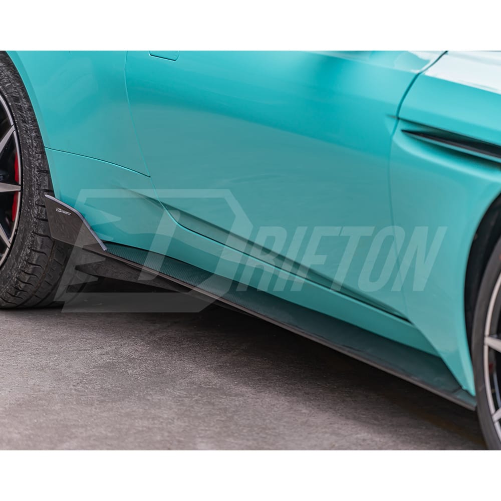 CMST Style Dry Carbon Fiber Side Skirt For Aston Martin DB11 2017-2022