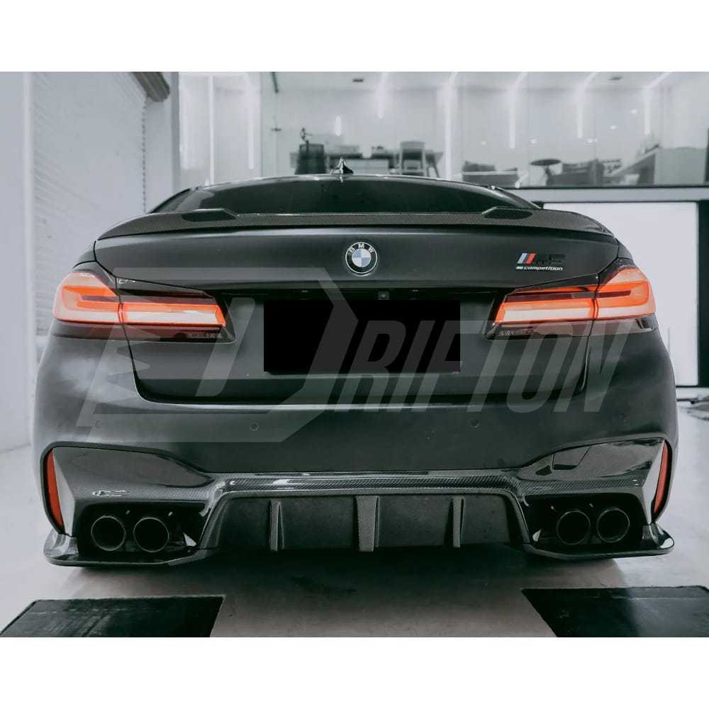3D Style Dry Carbon Fiber Rear Diffuser For BMW 5 Series F90 M5 2017-2023