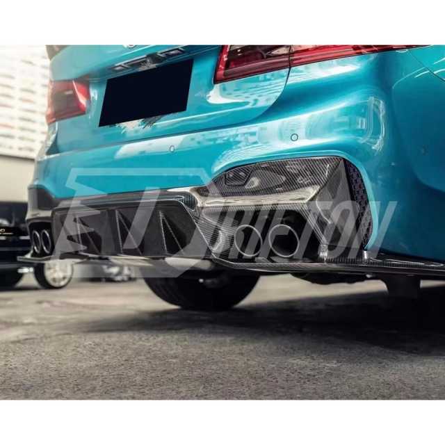 3D Style Dry Carbon Fiber Rear Diffuser For BMW 5 Series G30 G38 2017-2023