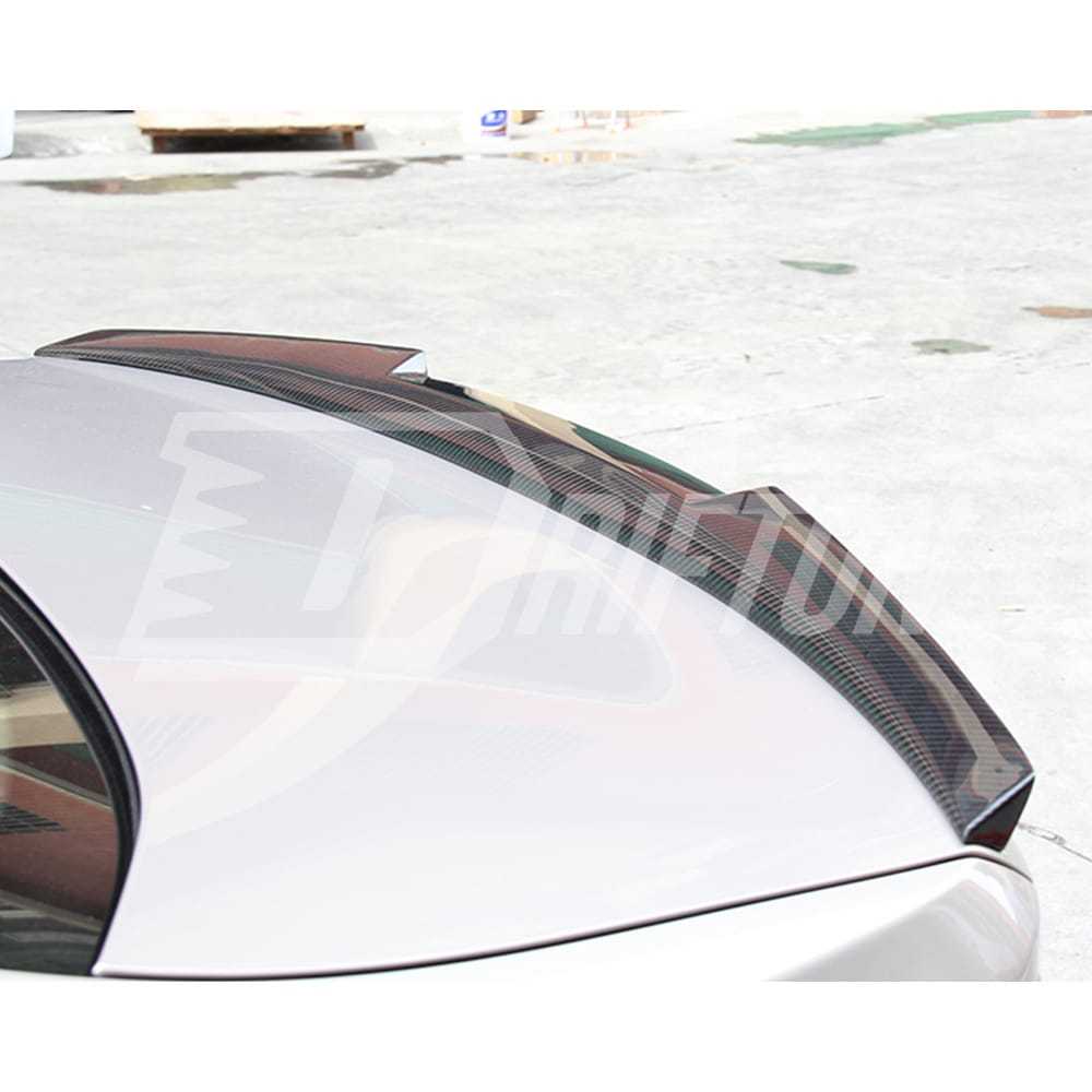 M4 Style Carbon Fiber Rear Spoiler Trunk Wing For BMW 5 Series G30 G38 F90 M5 2017-2023