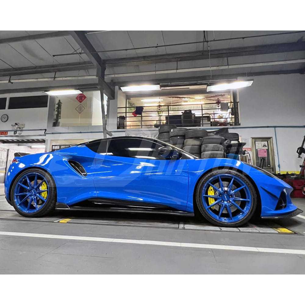 OD Style Dry Carbon Fiber Side Skirt For Lotus Emira