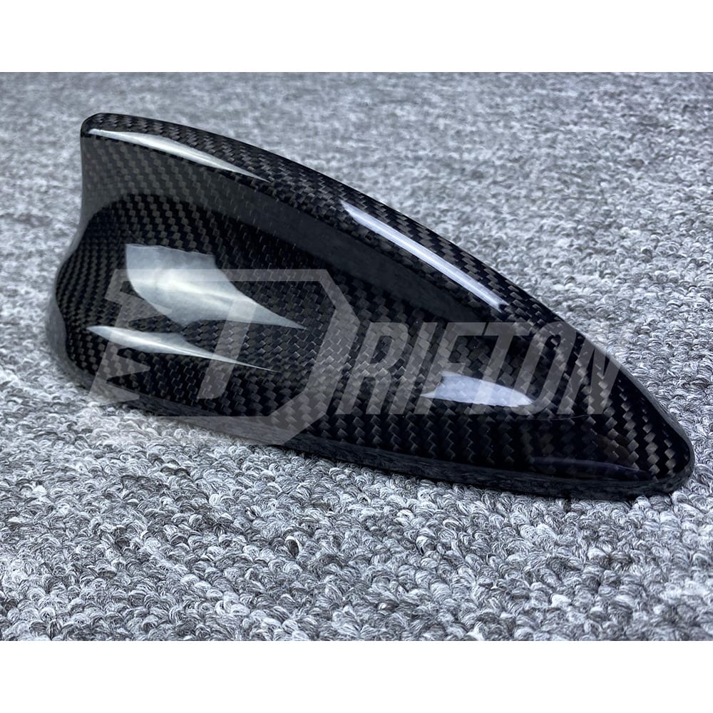 Dry Carbon Fiber Roof Shark Fin Antenna Cover For BMW M3 M4 F80 F82 2014-2020