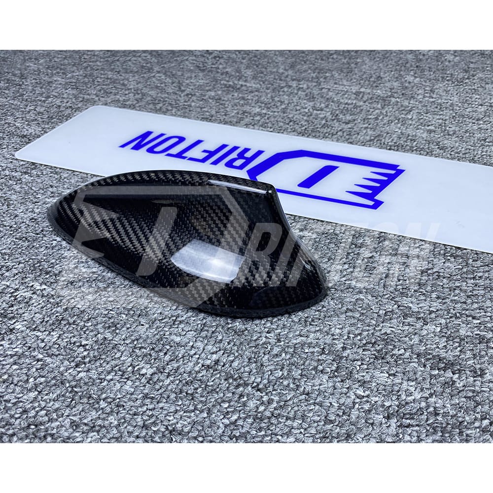 Dry Carbon Fiber Roof Shark Fin Antenna Cover For BMW M3 M4 F80 F82 2014-2020