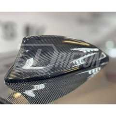 Dry Carbon Fiber Roof Shark Fin Antenna Cover For BMW M3 M4 F80 F82 2014-2020