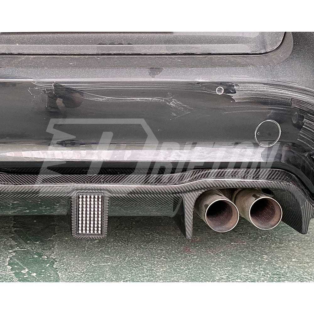 Drifton Style Dry Carbon Fiber Rear Diffuser With Light For BMW F87 M2 M2C 2016-2019