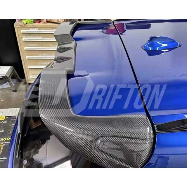 LD Style Carbon Fiber Roof Spoiler For BMW F95 X5M 2019-2023