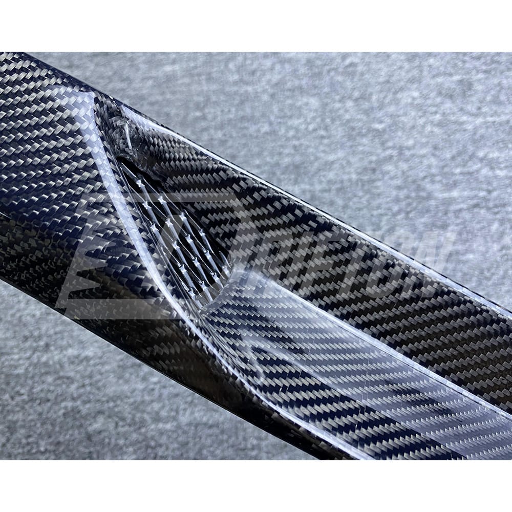 LD Style Carbon Fiber Side Skirt For BMW X6 G06 2019-2023