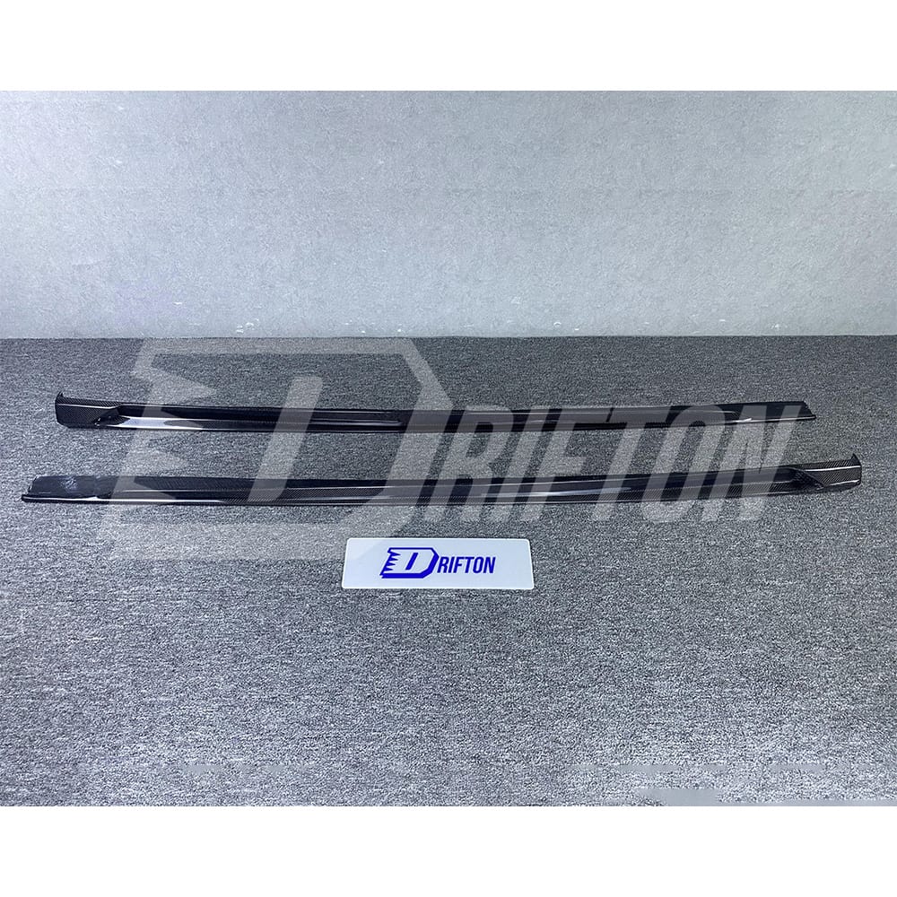 LD Style Carbon Fiber Side Skirt For BMW X6 G06 2019-2023