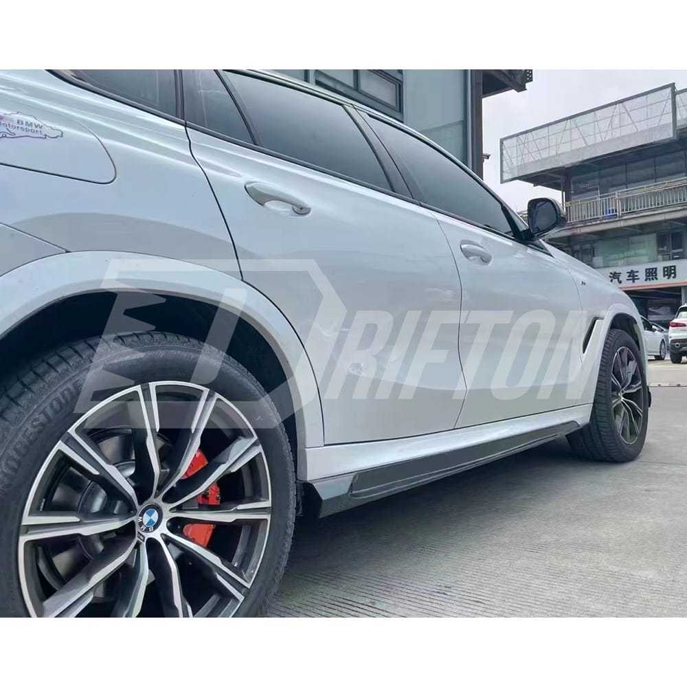 LD Style Carbon Fiber Side Skirt For BMW X6 G06 2019-2023