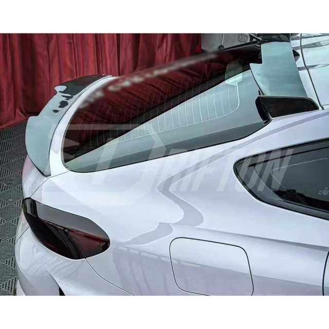 LD Style Carbon Fiber Roof Spoiler For BMW X6 G06 2019-2023