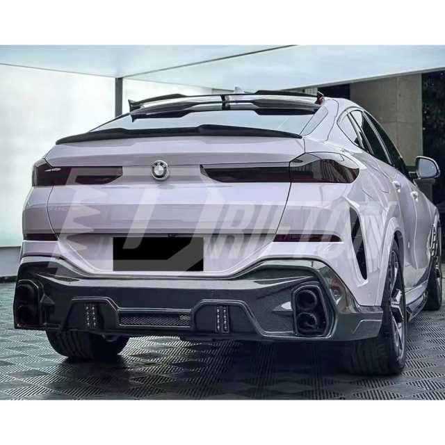 LD Style Carbon Fiber LED Brake Light Rear Diffuser & 4  Exhaust Tips For BMW X6 G06 2019-2023