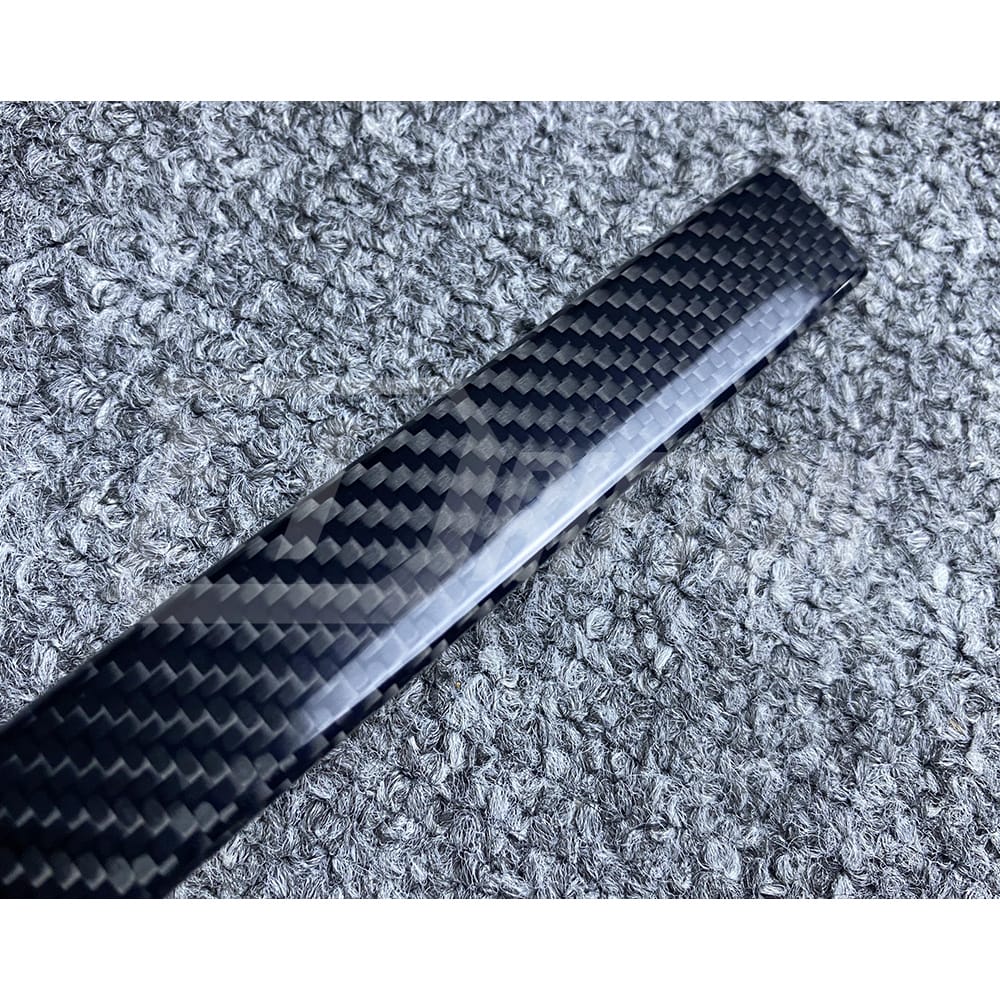 Dry Carbon Fiber B Pillar For Alfa Romeo Giulia Quadrifoglio