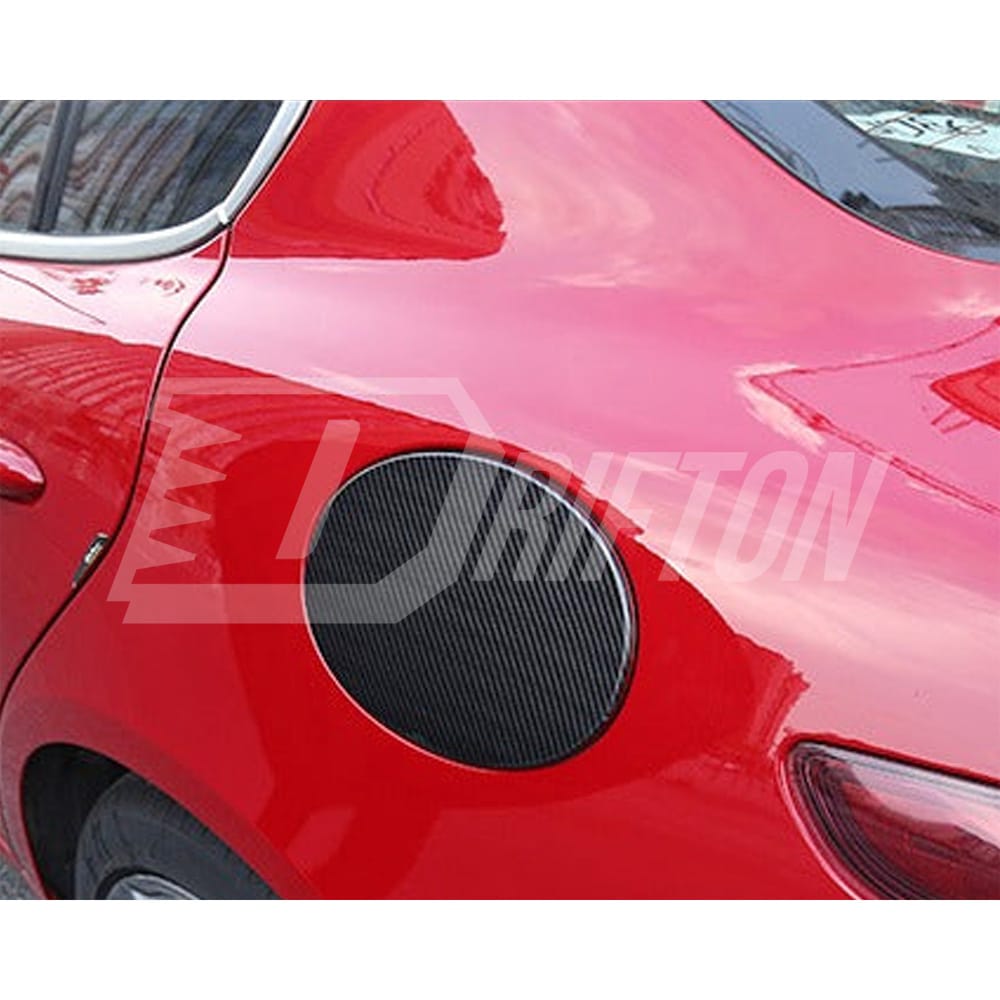 Dry Forged Carbon Fiber Gas Fuel Filler Tank Cover For Alfa Romeo Giulia Quadrifoglio 2016-2023