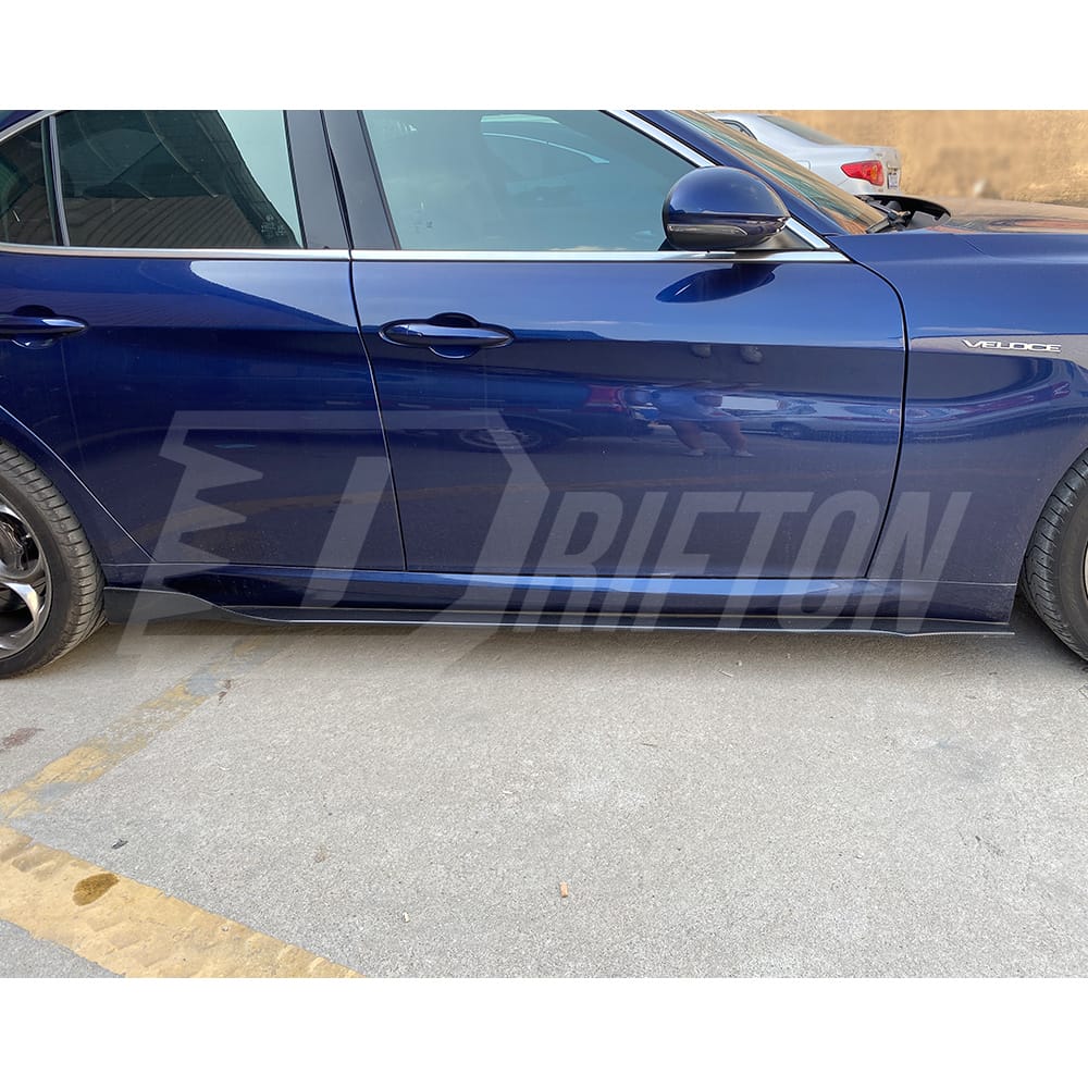 Madness Style Carbon Fiber Side Skirt For Alfa Romeo Giulia 2016-2023