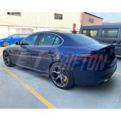Madness Style Carbon Fiber Side Skirt For Alfa Romeo Giulia 2016-2023