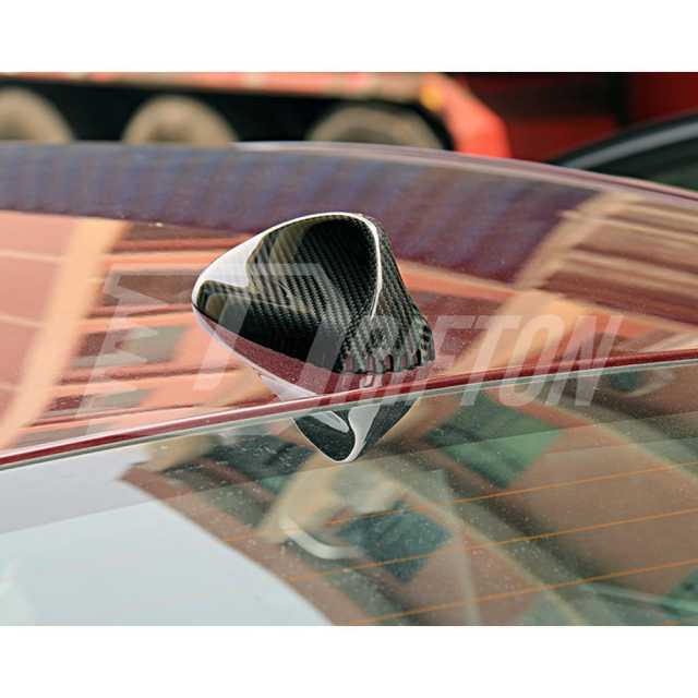 Dry Carbon Fiber Antenna Cover For Alfa Romeo Giulia Quadrifoglio 2016-2023