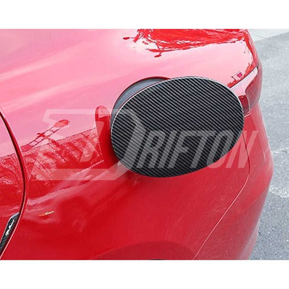 Dry Forged Carbon Fiber Gas Fuel Filler Tank Cover For Alfa Romeo Giulia Quadrifoglio 2016-2023