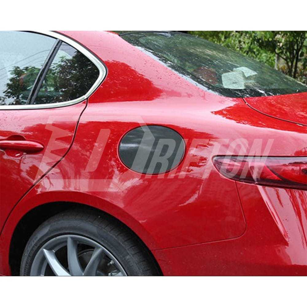 Dry Forged Carbon Fiber Gas Fuel Filler Tank Cover For Alfa Romeo Giulia Quadrifoglio 2016-2023
