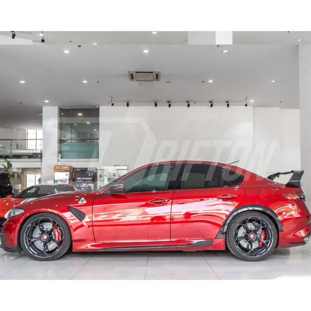 GTAM Style Glass Fiber Fender For Alfa Romeo Giulia 2016-2023