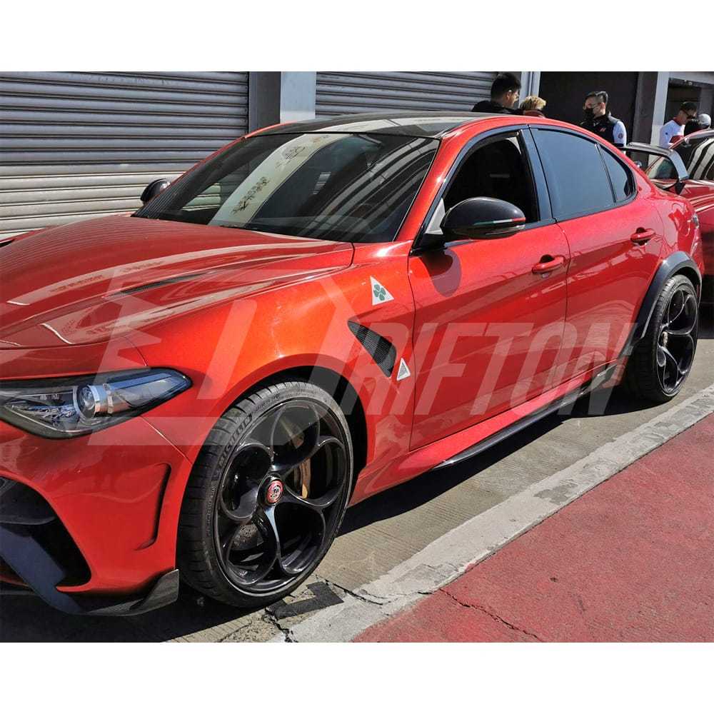 GTAM Style Glass Fiber Fender For Alfa Romeo Giulia 2016-2023