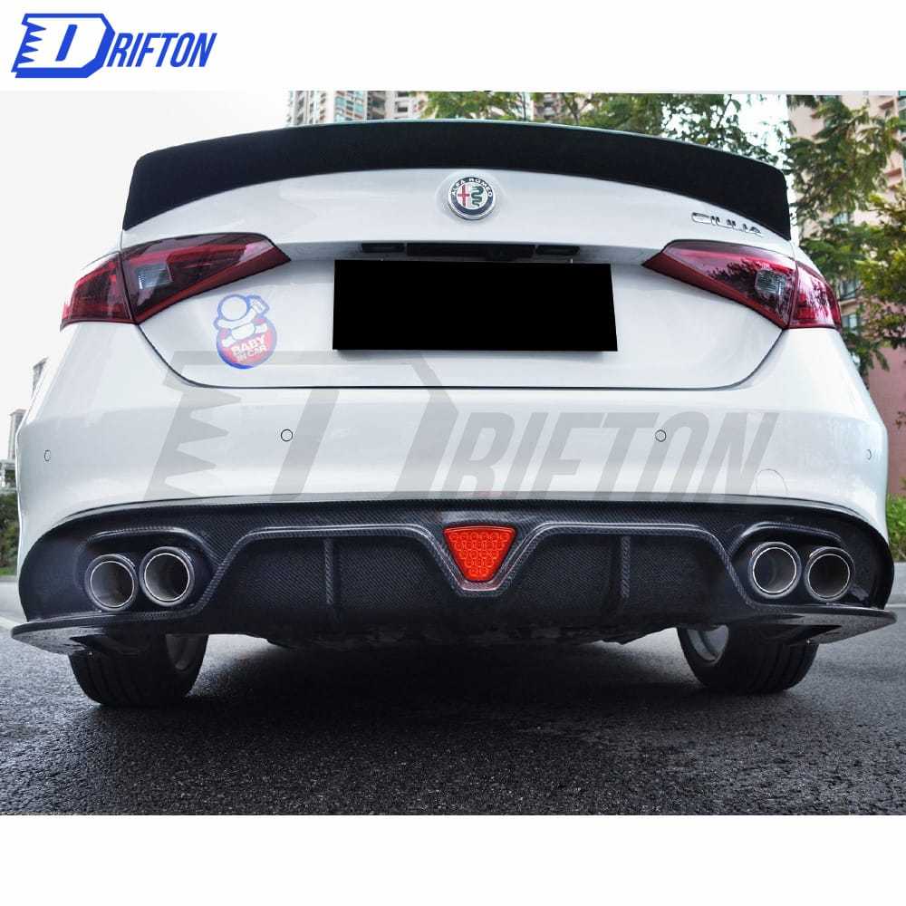 CMST Style Carbon Fiber Spoiler For Alfa Romeo Giulia Base Ti 2016-2023