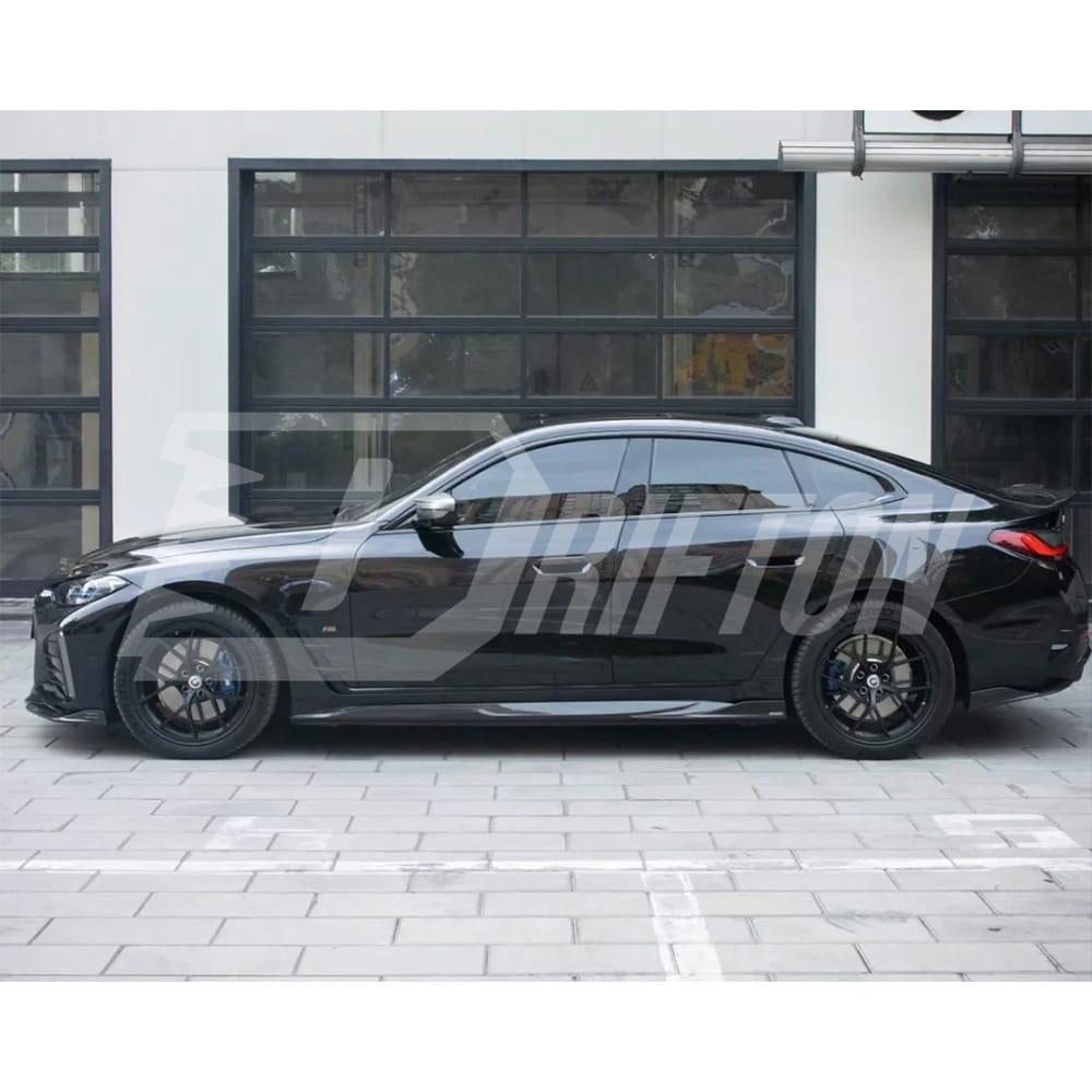 SQ Style Dry Carbon Fiber Side Skirt For BMW i4 2021-2024