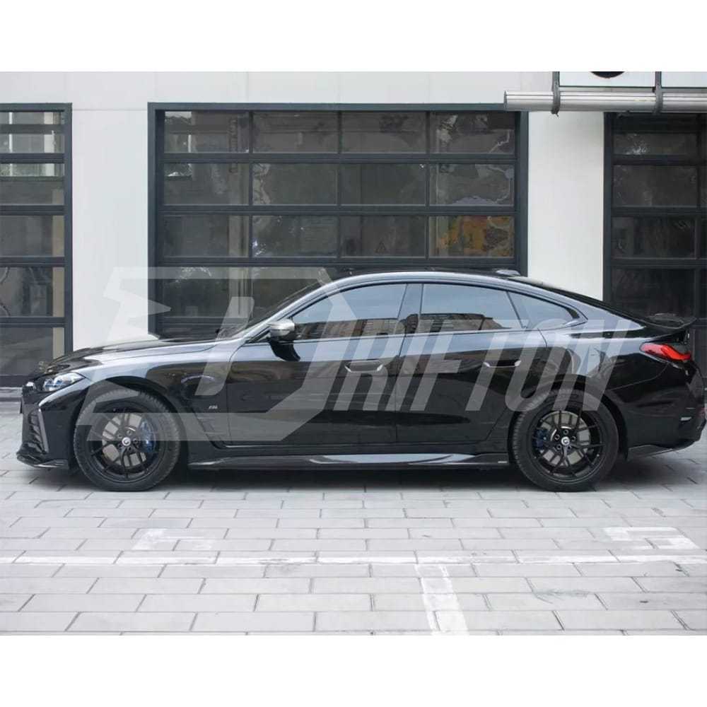 SQ Style Dry Carbon Fiber Side Skirt For BMW i4 2021-2024