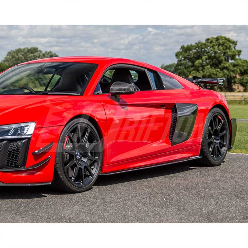 Performance Style Dry Carbon Fiber Side Skirt For Audi R8 2016-2019