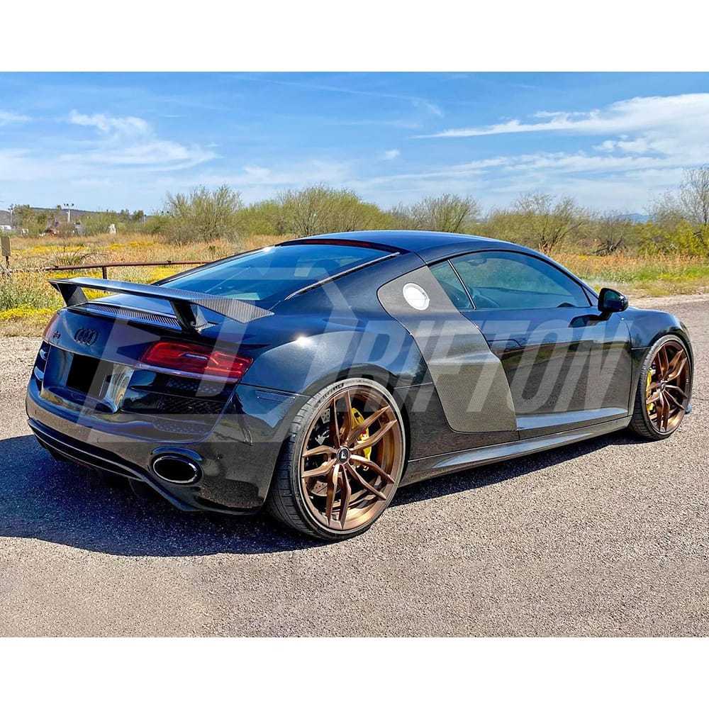 Carbon Fiber Side Blade Door Panel For Audi R8 V10 2007-2015