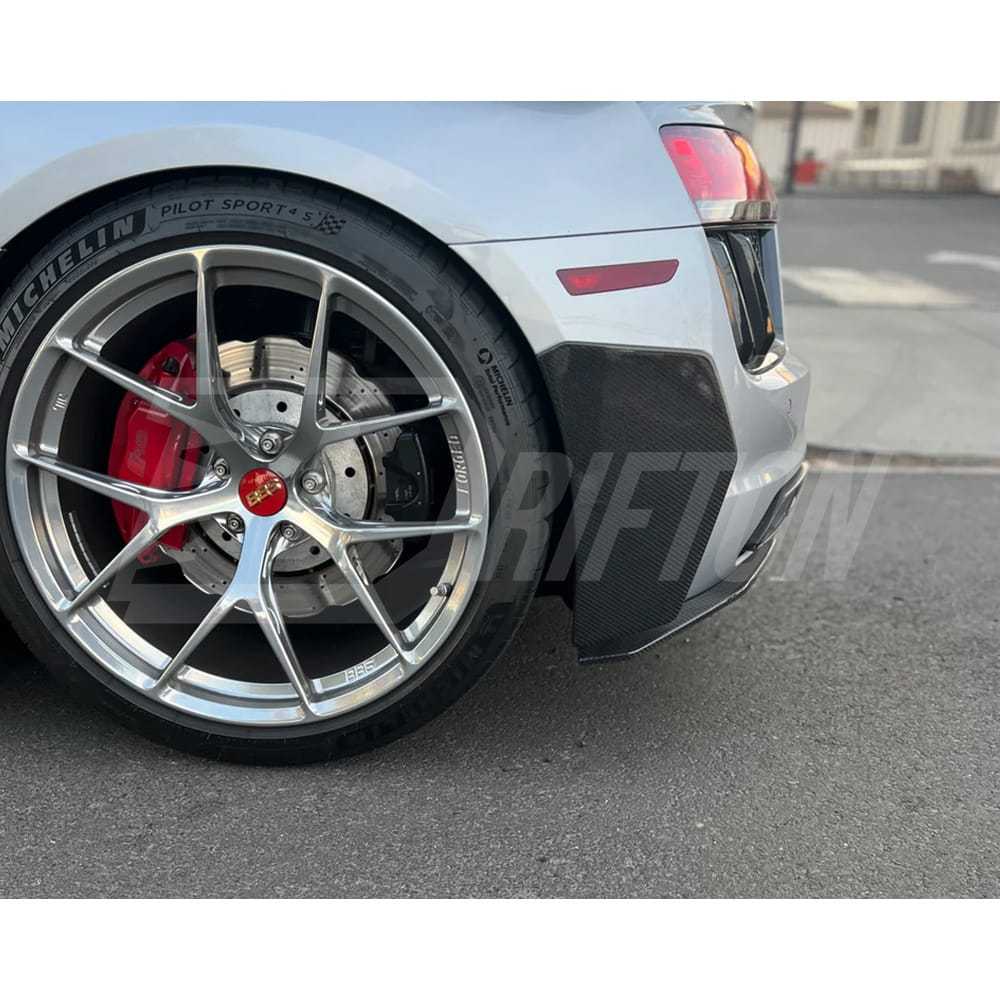 Carbon Fiber Rear Bumper Side Vent Spats For Audi R8 V10 2016-2019