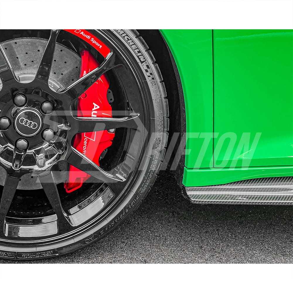 GT RWD Style Dry Carbon Fiber Side Skirt For Audi R8 2020-2024