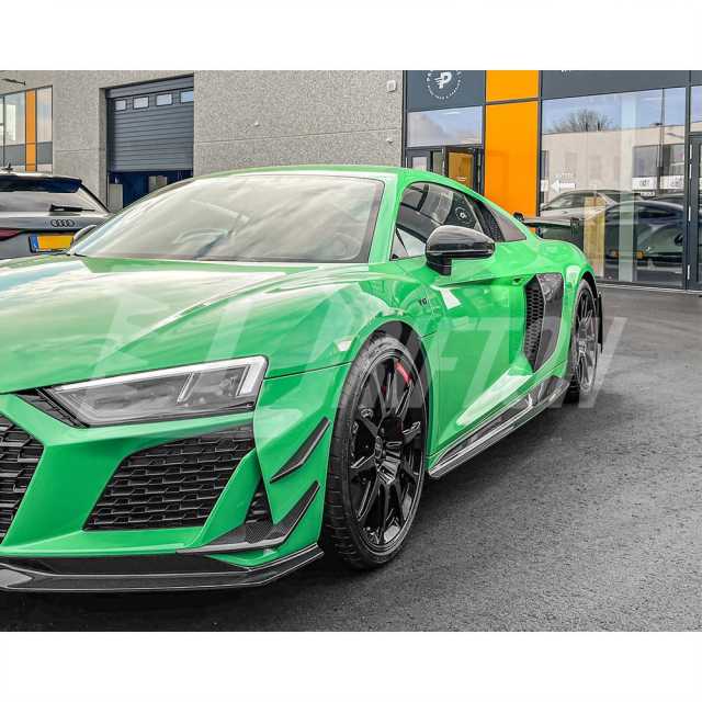 GT RWD Style Dry Carbon Fiber Side Skirt For Audi R8 2020-2024