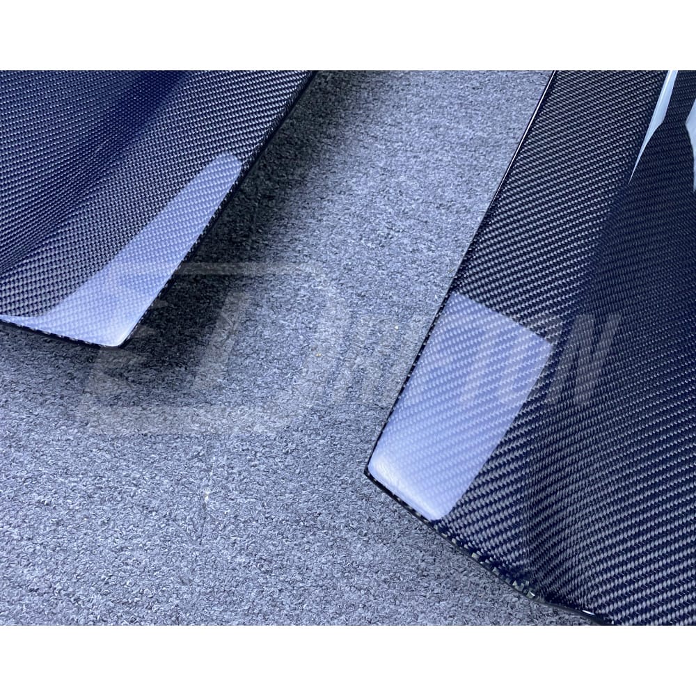 Carbon Fiber Door For NISSAN R35 GTR 2008-2016