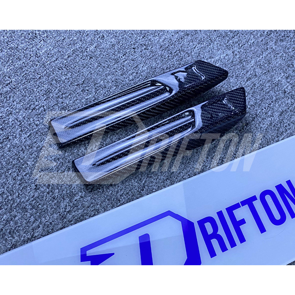 Carbon Fiber Fender Emblem Replacemnet For Nissan R35 GTR 2008-2016