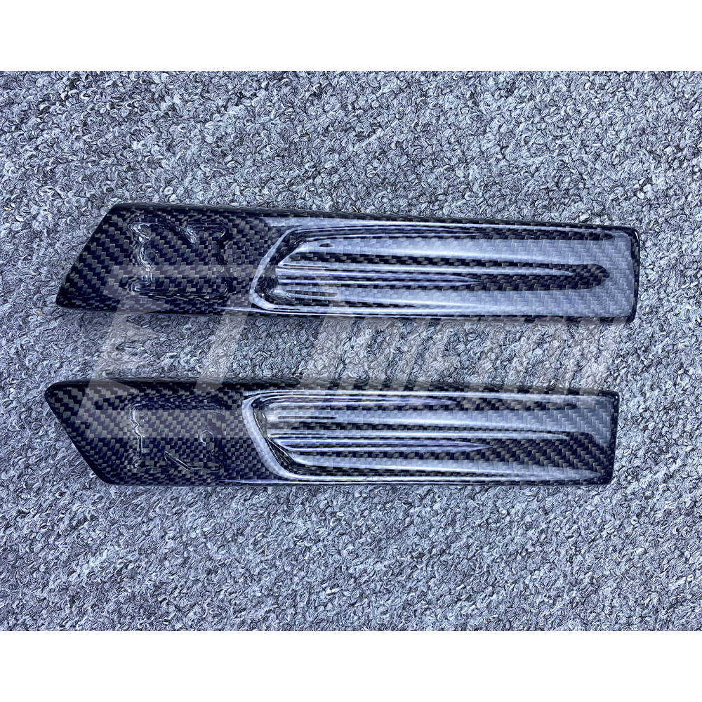 Carbon Fiber Fender Emblem Replacemnet For Nissan R35 GTR 2008-2016