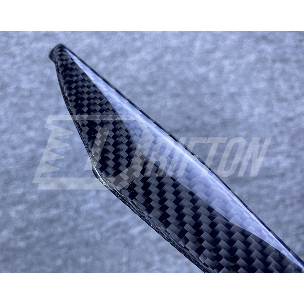 Carbon Fiber Fender Emblem Replacemnet For Nissan R35 GTR 2008-2016