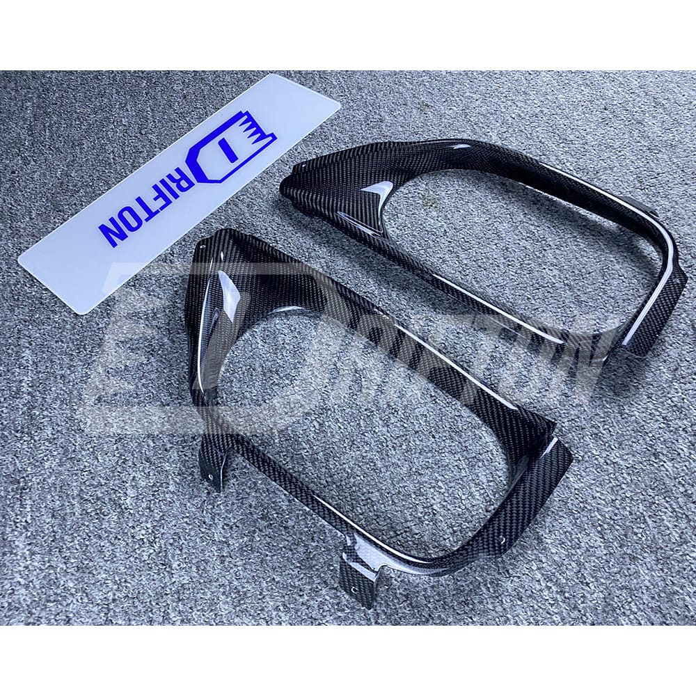 OEM Style Carbon Fiber Exhaust Surround Trim For Nissan R35 GTR 2008-2016