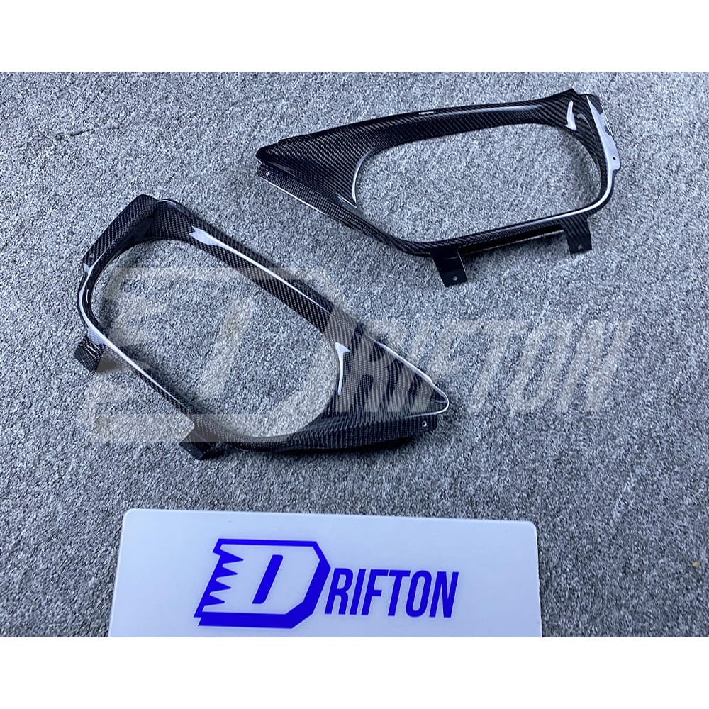 OEM Style Carbon Fiber Exhaust Surround Trim For Nissan R35 GTR 2008-2016