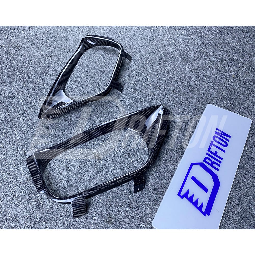 OEM Style Carbon Fiber Exhaust Surround Trim For Nissan R35 GTR 2008-2016