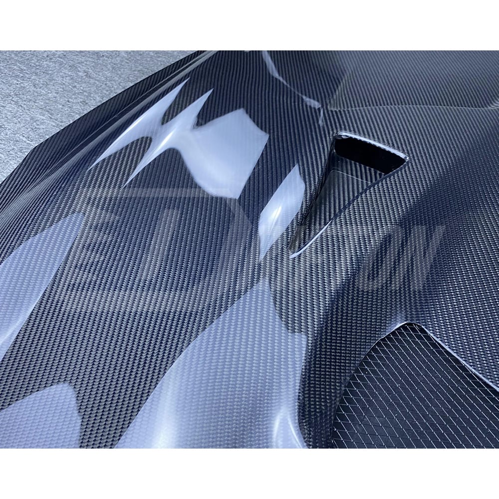 Varis MY17 Style Carbon Fiber Cooling Hood For Nissan R35 GTR 2017-2019